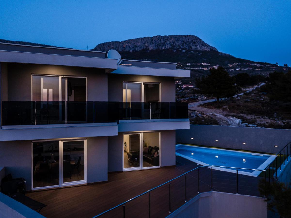 Villas Alfa & Omega Klis Eksteriør billede